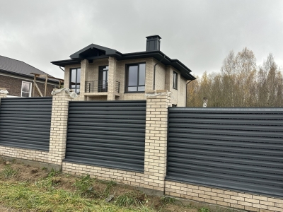 Дом облицованный керамическим кирпичом (идет заполнение фото)