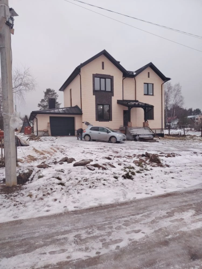 Дом облицованный Белым керамическим кирпичом