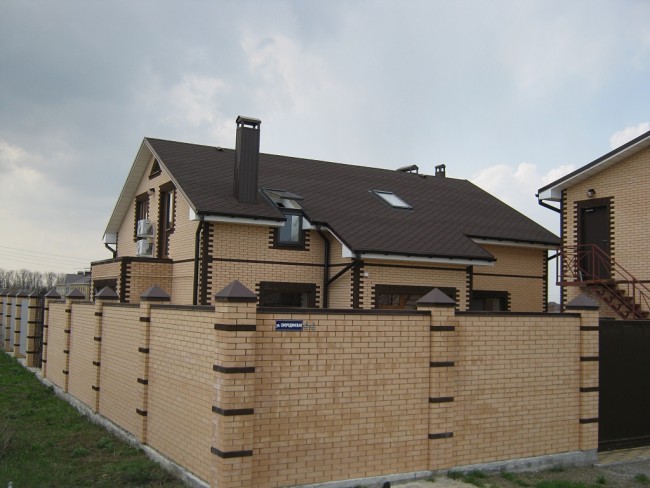 Брянский облицовочный кирпич светлый полуторный Брянский облицовочный кирпич светлый полуторный