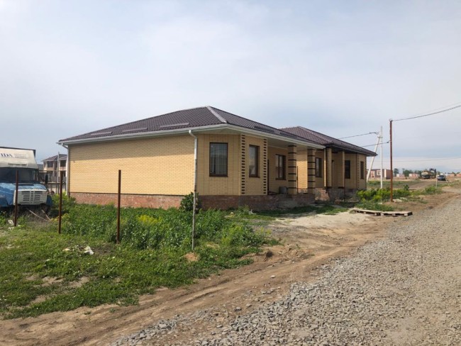 Брянский облицовочный кирпич светлый одинарный рельефный Брянский облицовочный кирпич светлый одинарный рельефный